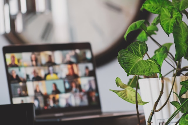 Outsource Content Marketing Plans - Team Meeting